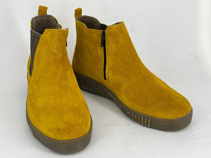 Yellow Suede