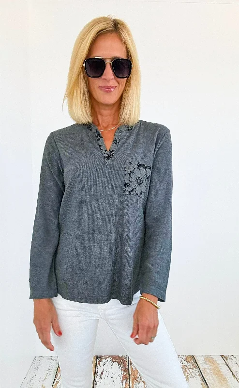 Contrast Lace Printed Italian Pullover