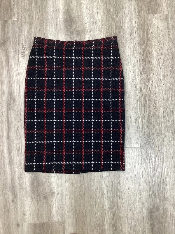 Skirt Mini & Short By Ann Taylor In Black & Red, Size: S